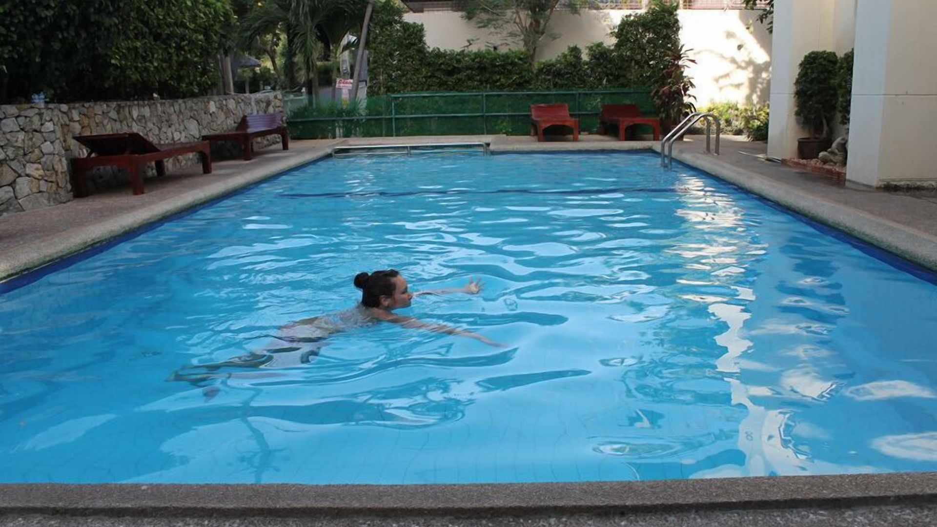 โรงแรม Hillside 3*