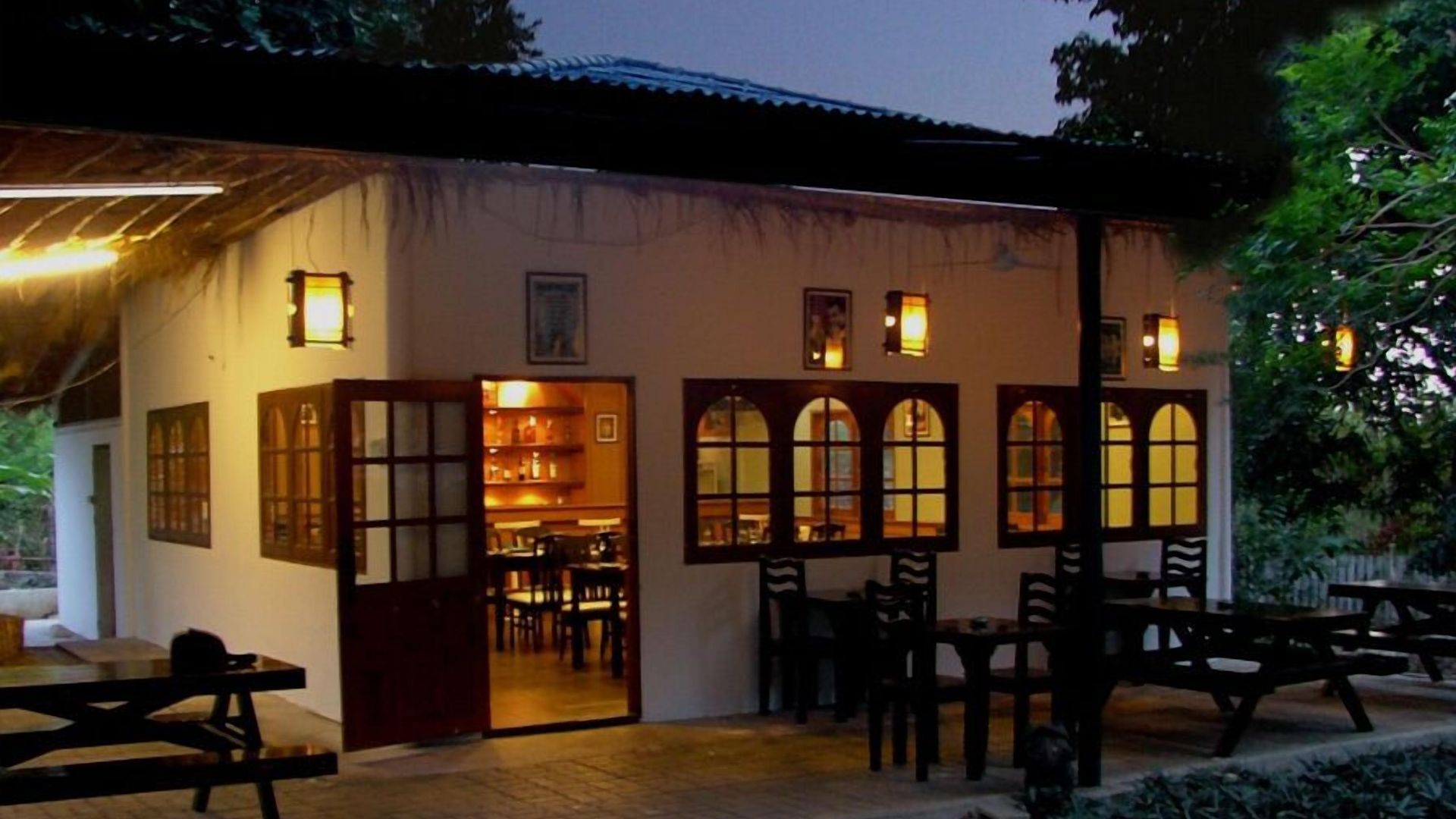Hillside โรงแรม