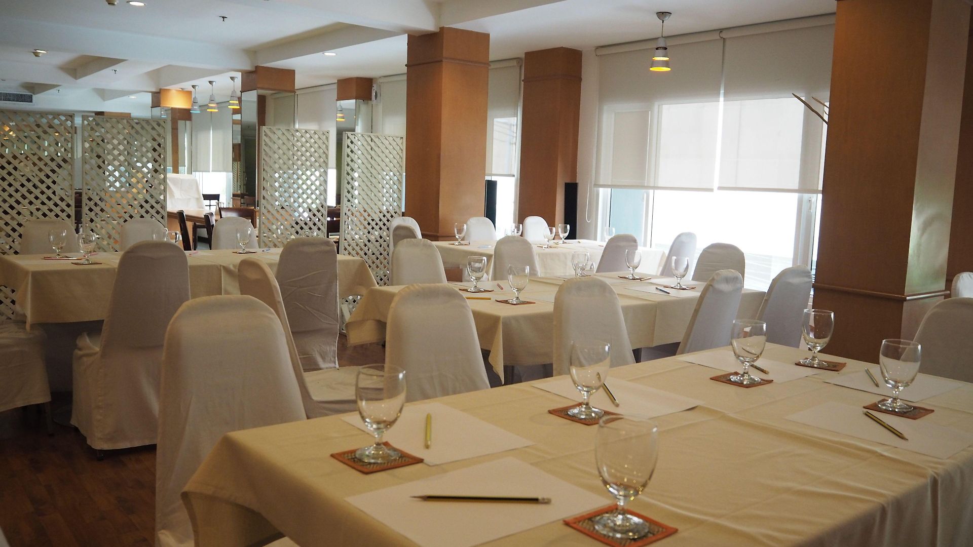 โรงแรม บารอน บีช 4*