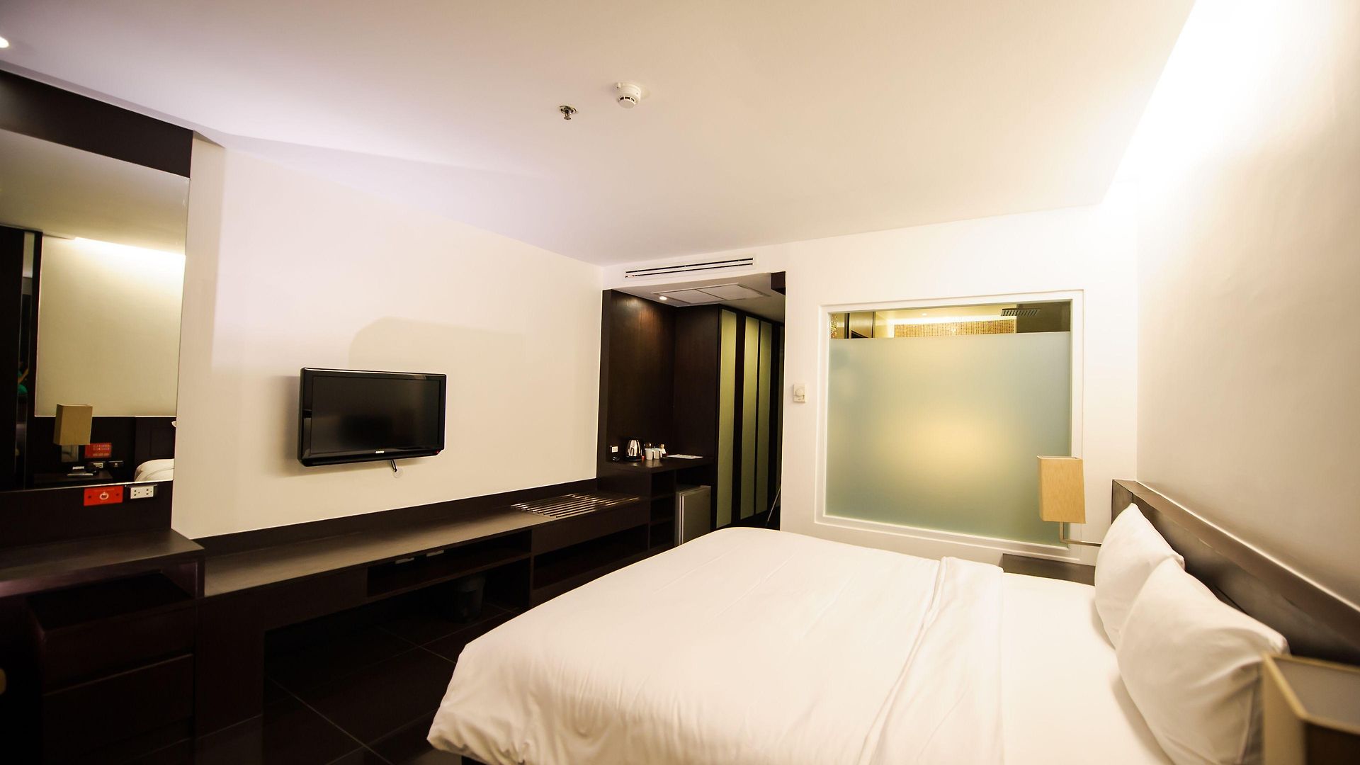 โฮเท็ล ซีเล็คชั่น พัทยา 4* Pattaya
