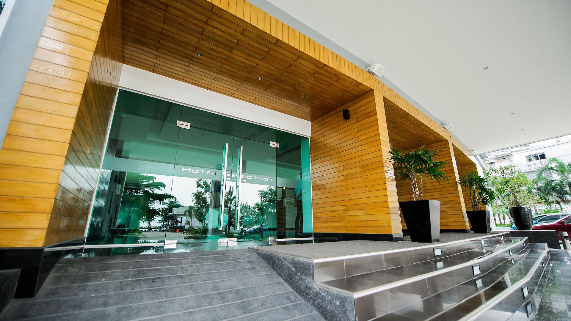 โฮเท็ล ซีเล็คชั่น พัทยา โรงแรม