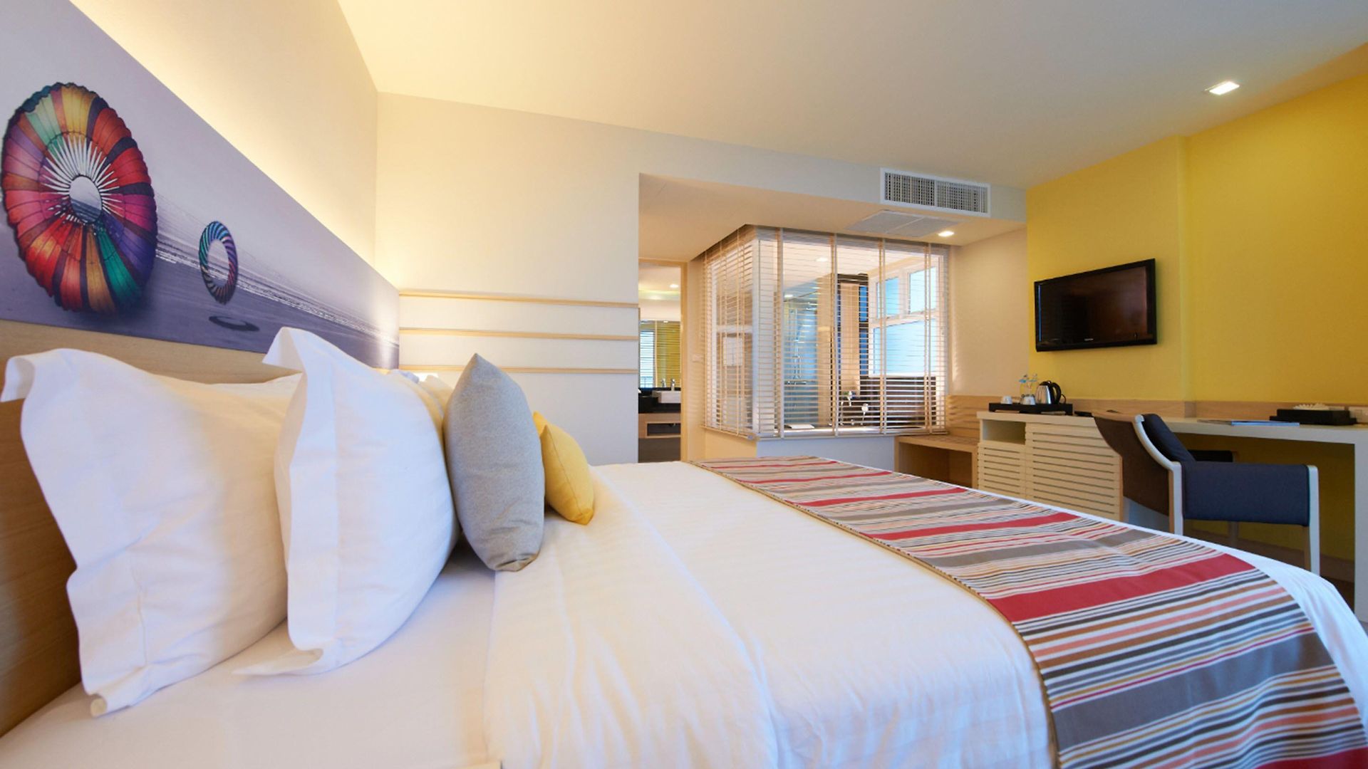 โรงแรม พัทยาซีวิว - Sha Extra 4*