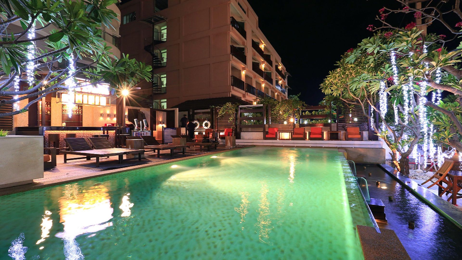 โรงแรม พัทยาซีวิว - Sha Extra Pattaya