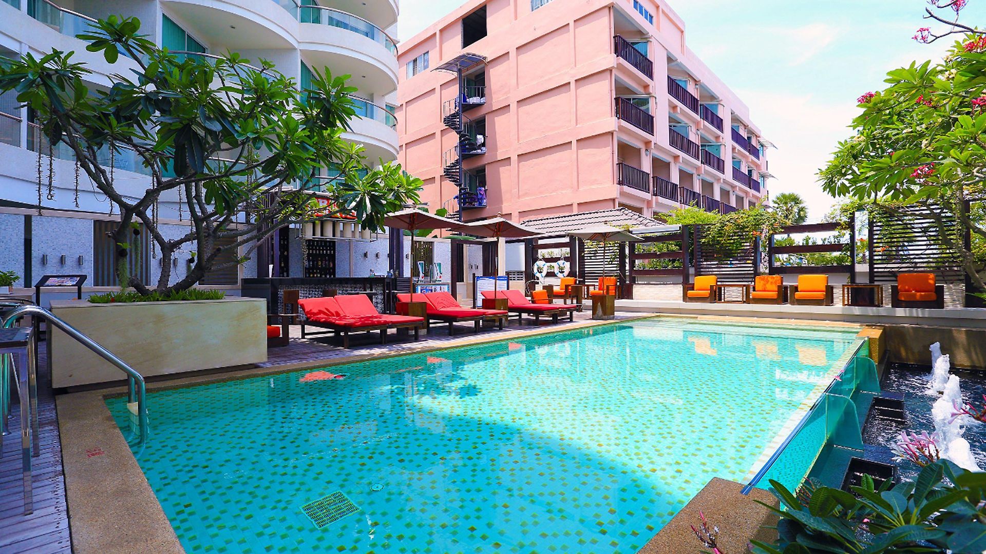 พัทยาซีวิว - Sha Extra โรงแรม