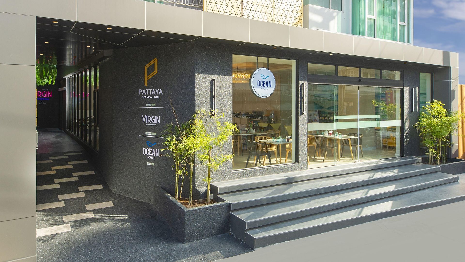 พัทยาซีวิว - Sha Extra โรงแรม 4*