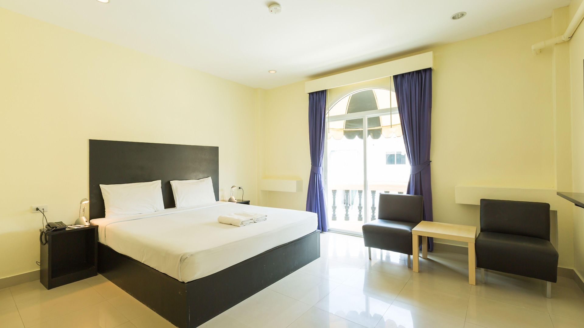 โรงแรม Zing &