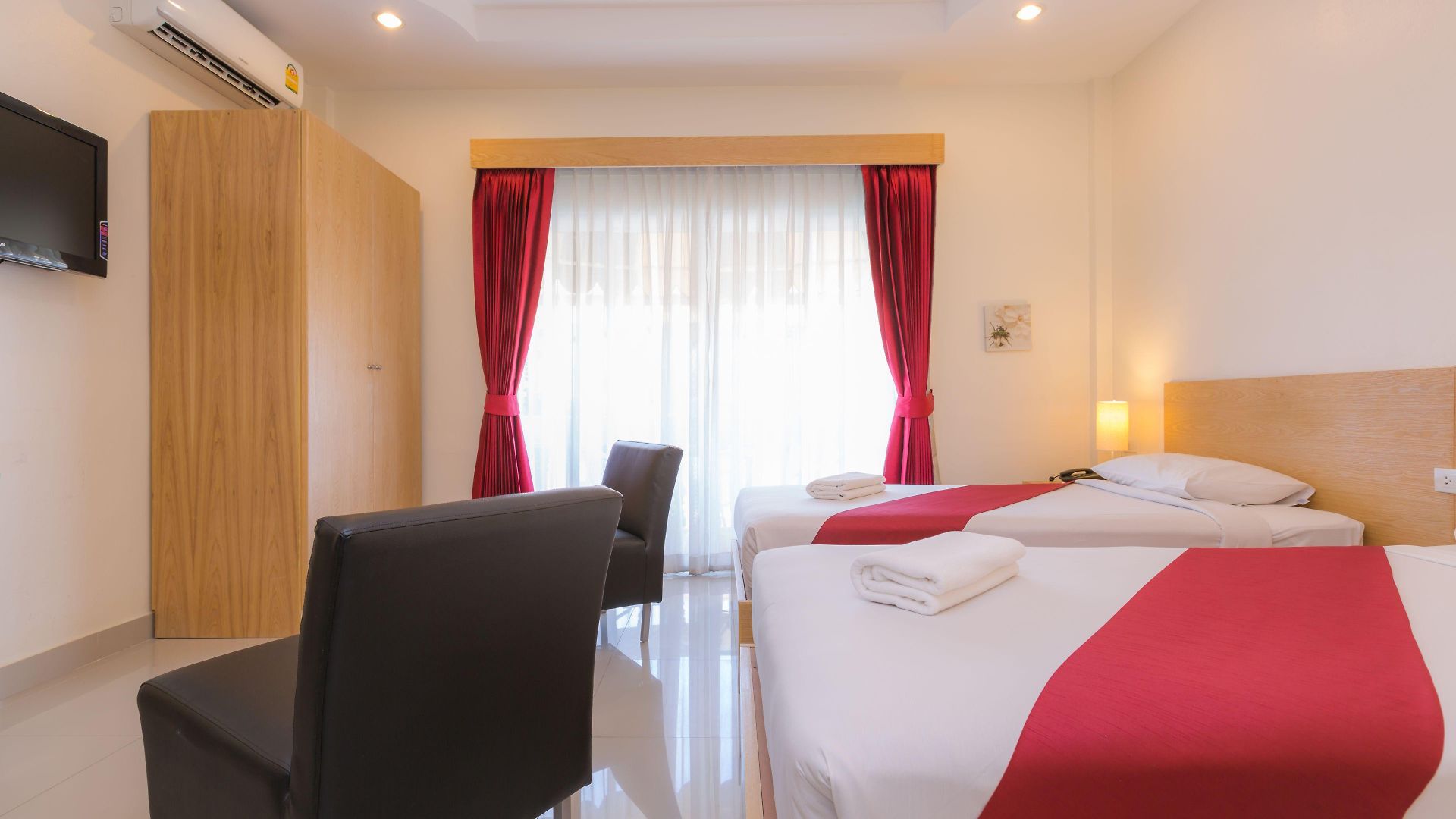 โรงแรม Zing & 3*