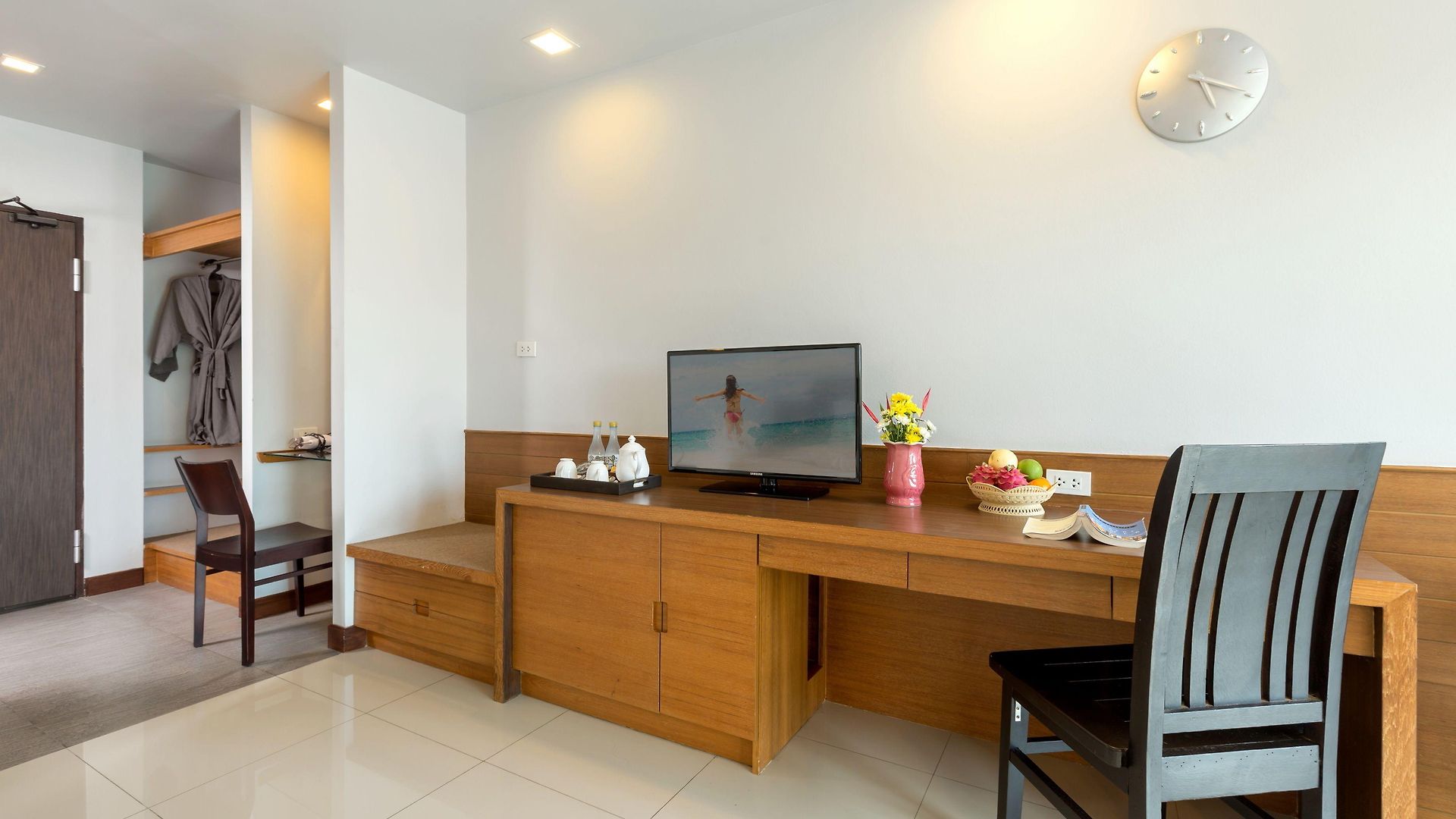 โรงแรม Manhattan - Sha Extra Pattaya