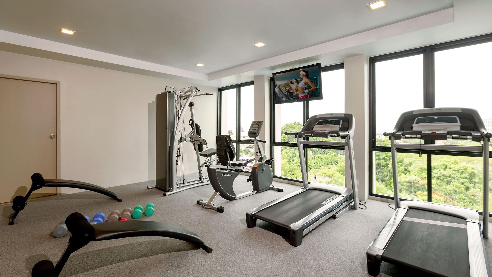 Manhattan - Sha Extra โรงแรม 4*