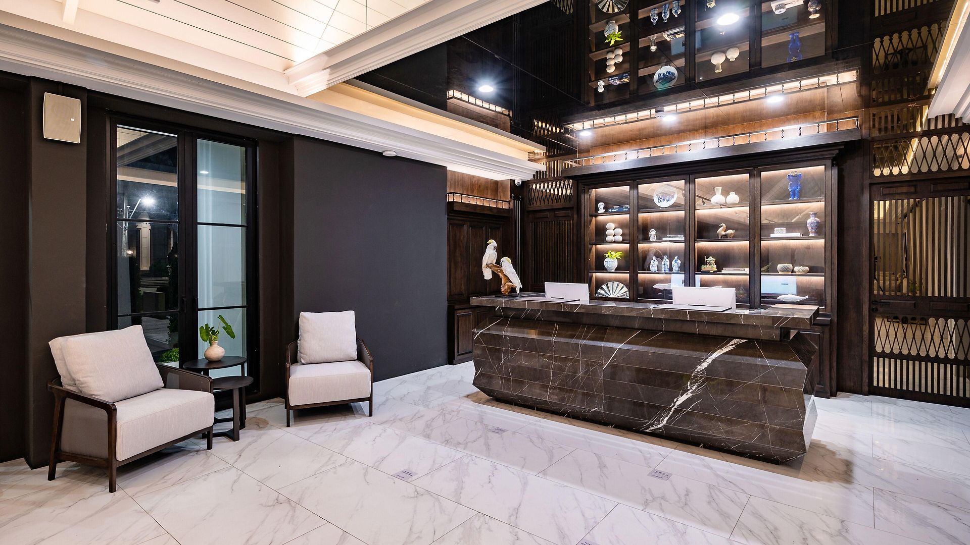 โรงแรม Manhattan - Sha Extra Pattaya