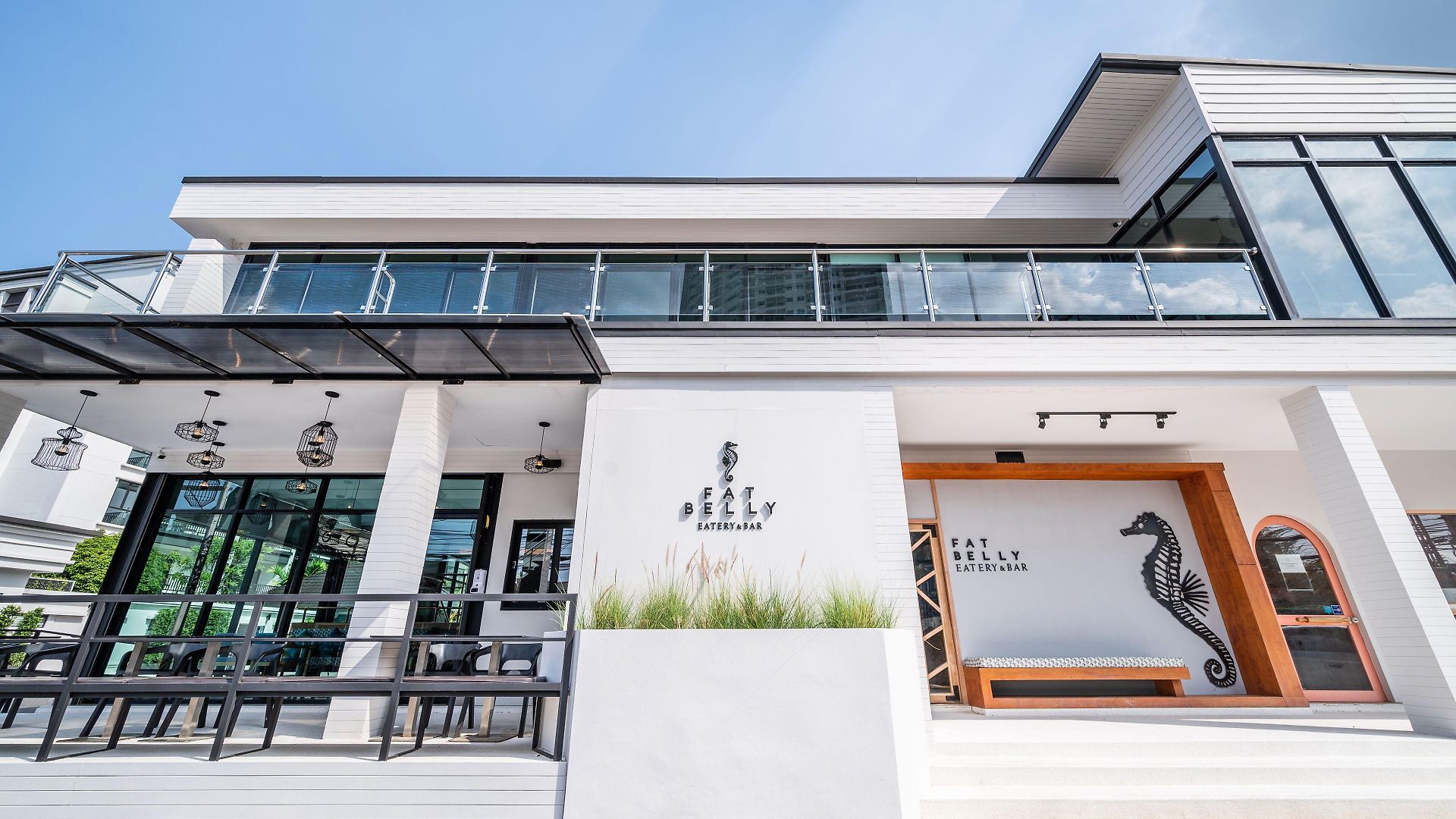 Manhattan - Sha Extra โรงแรม Pattaya