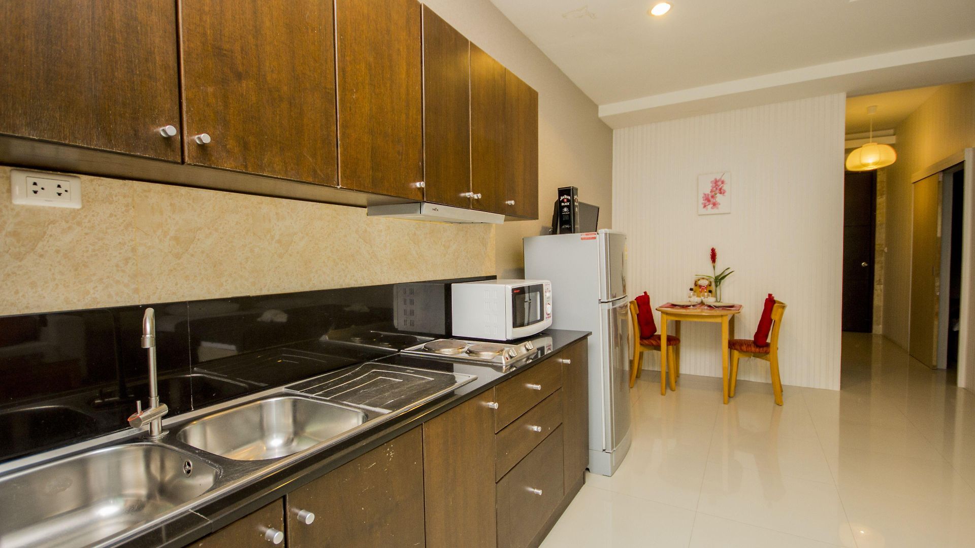 โรงแรม Tamnak 11br With Privater Pool