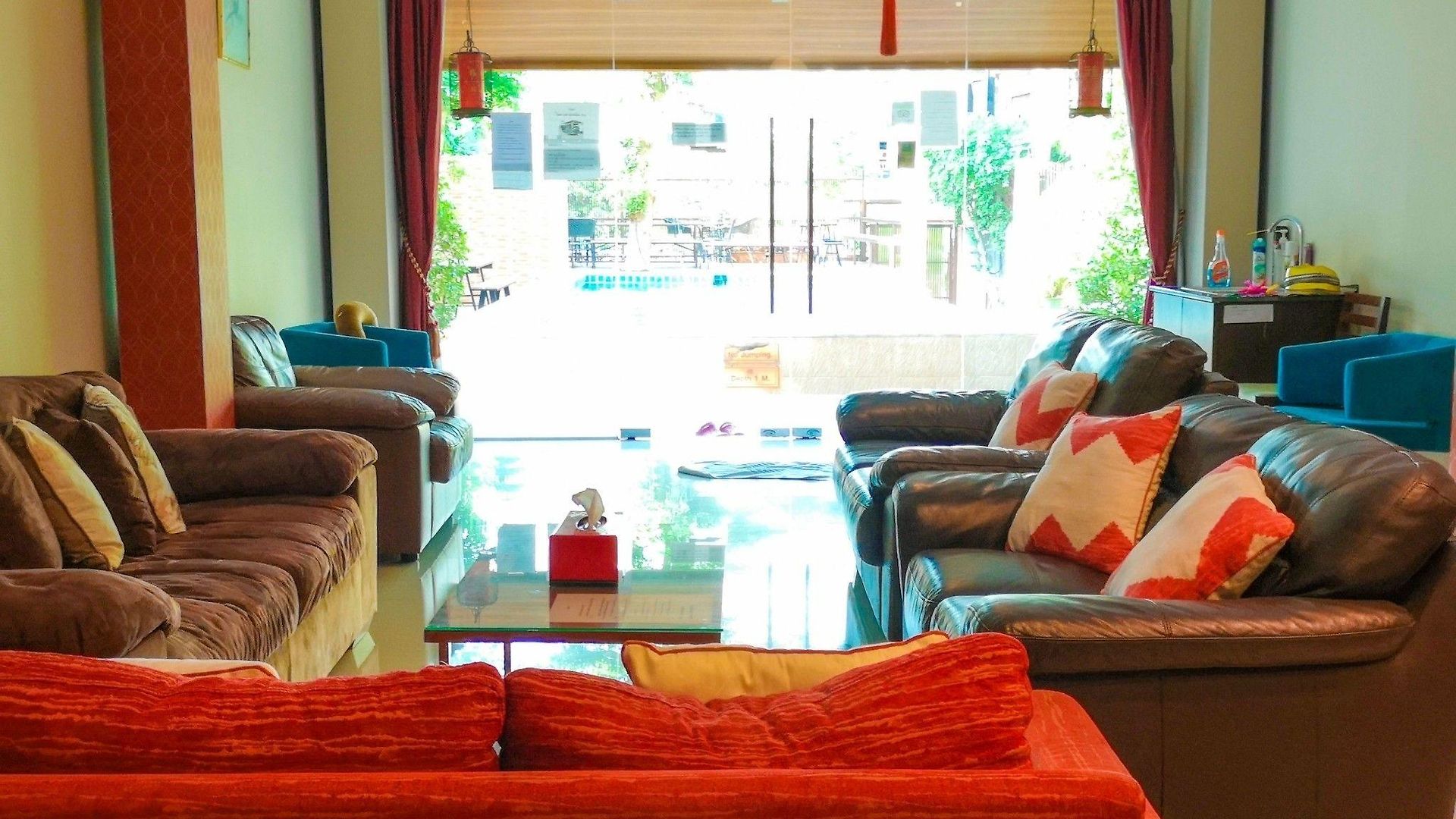 โรงแรม Tamnak 11br With Privater Pool