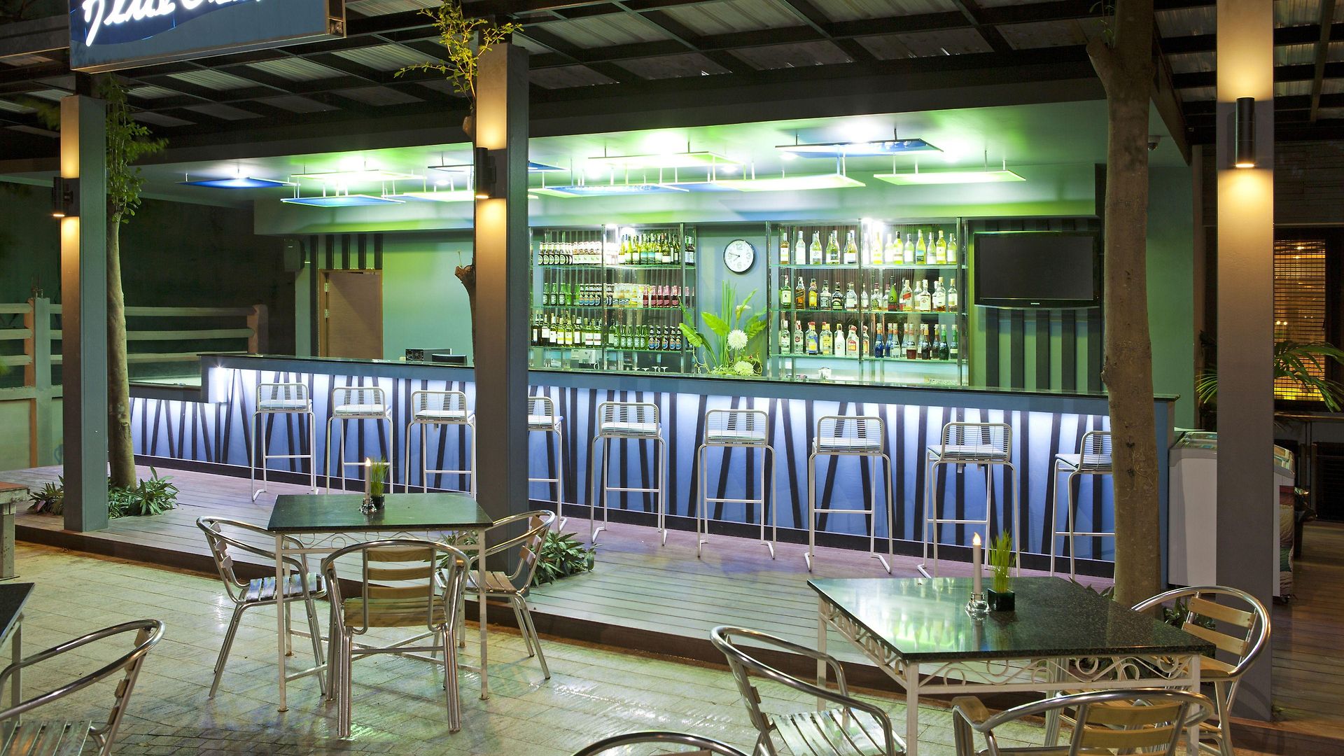 โรงแรม อริกาลอด์จ