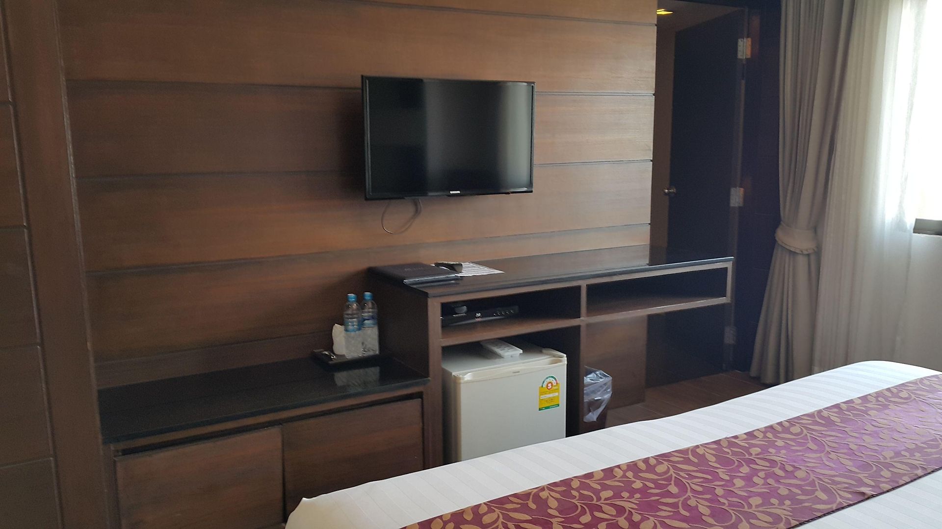 The One Bay Breeze 3*