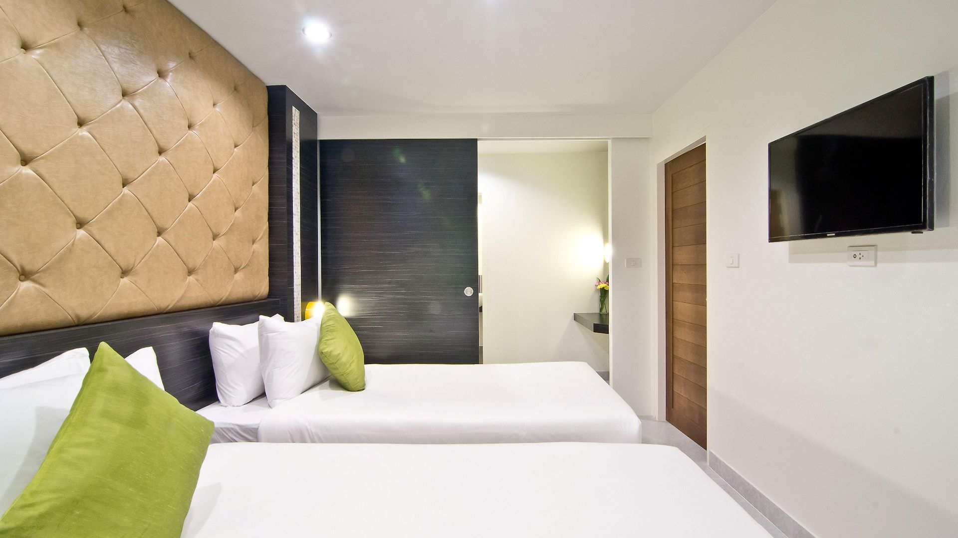 โรงแรมแกรนด์ เบลลา 4*