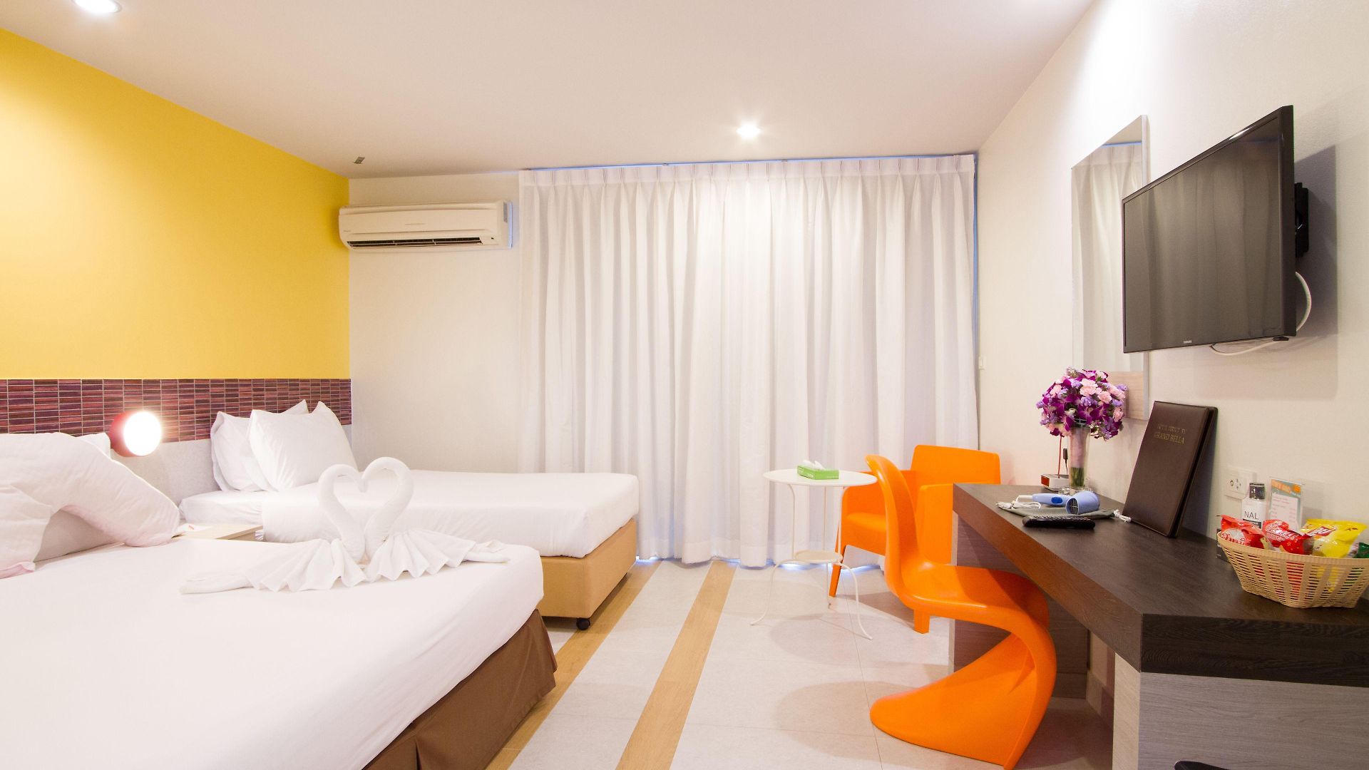 โรงแรมแกรนด์ เบลลา 4* Pattaya