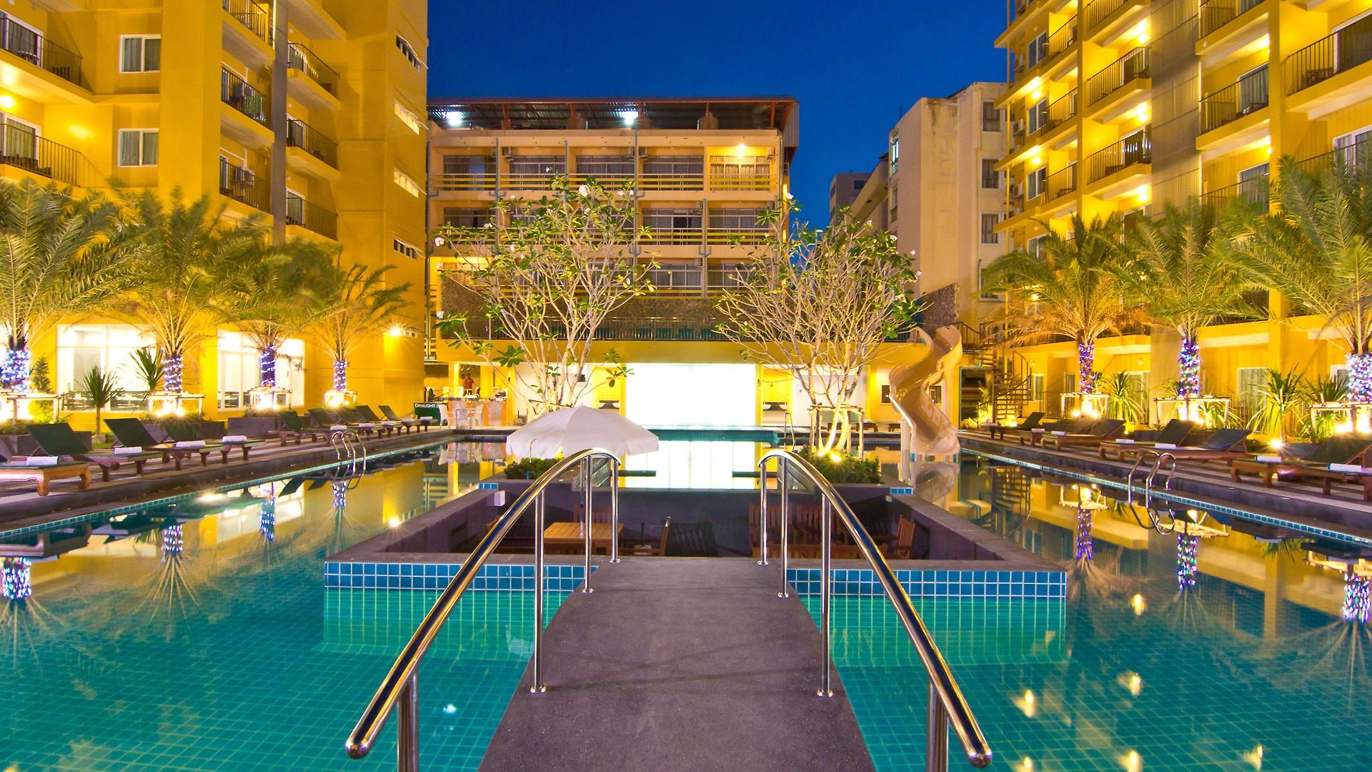 โรงแรมแกรนด์ เบลลา โรงแรม Pattaya