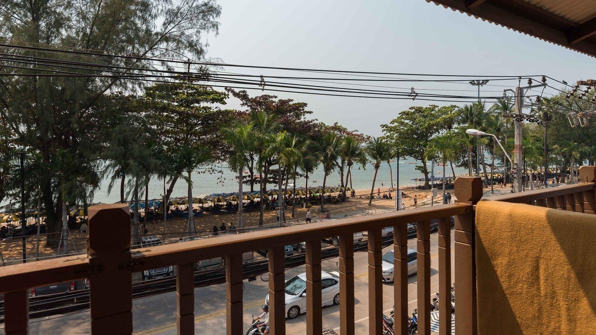 จอมเทียนโบ๊ทเฮ้าส์ Pattaya