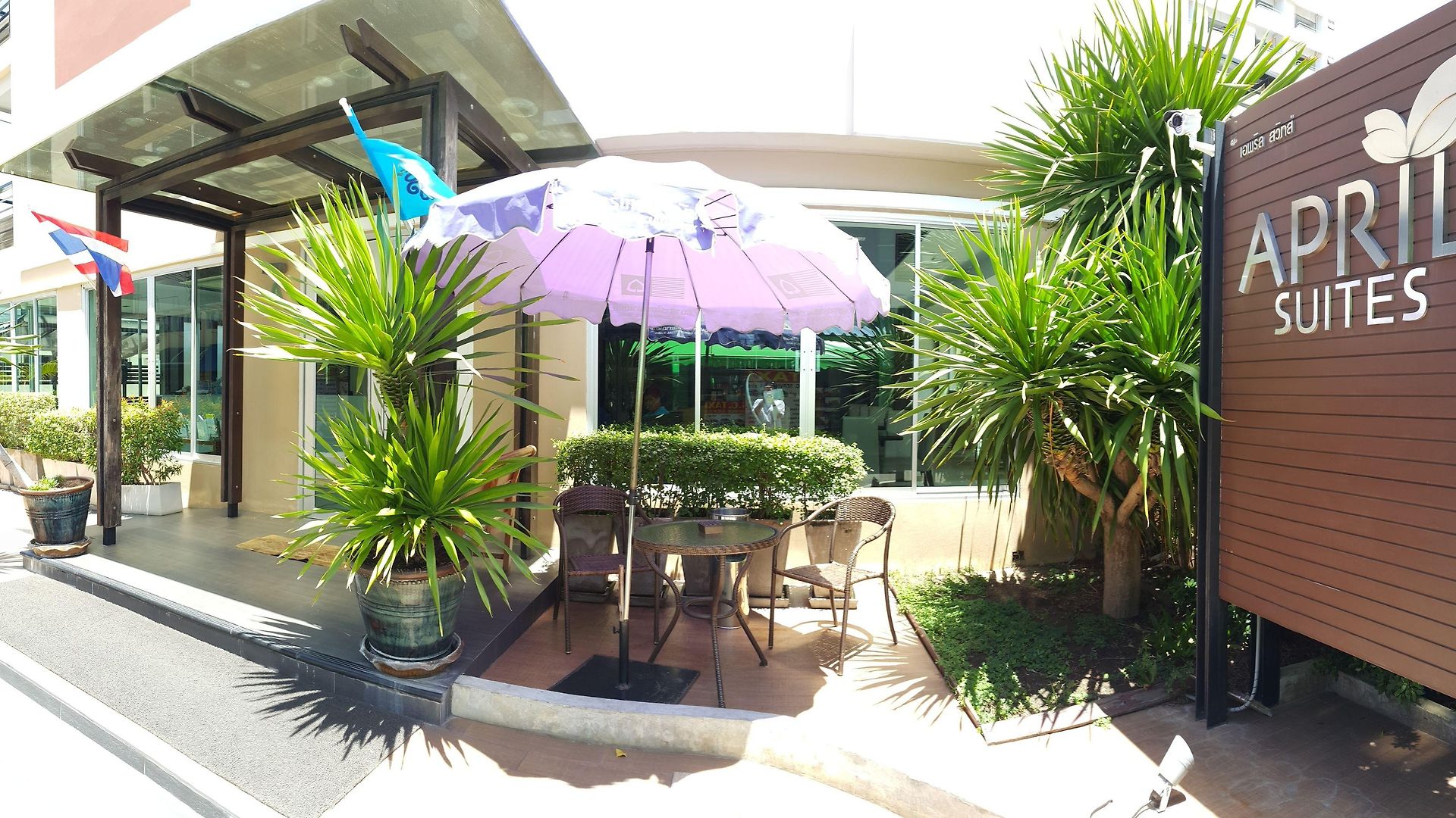 เอพริล สวีืท 3* Pattaya