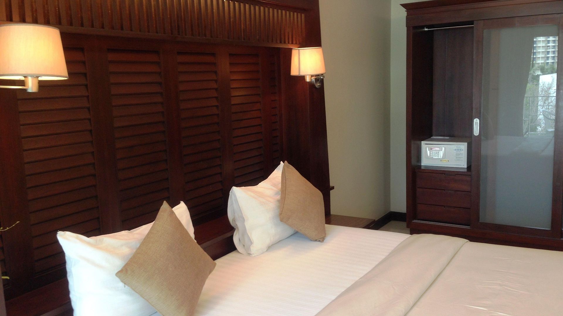 August โรงแรม Pattaya