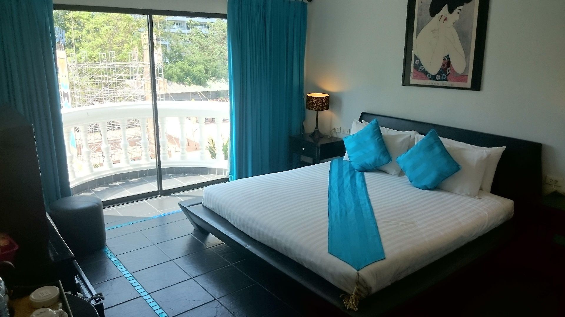 โรงแรม The Venue - Sha Extra