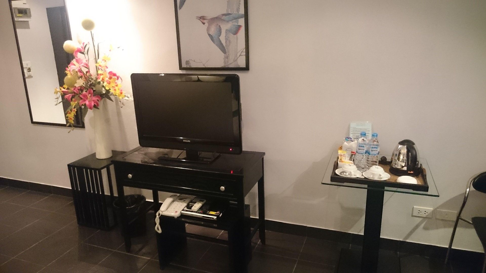 The Venue - Sha Extra