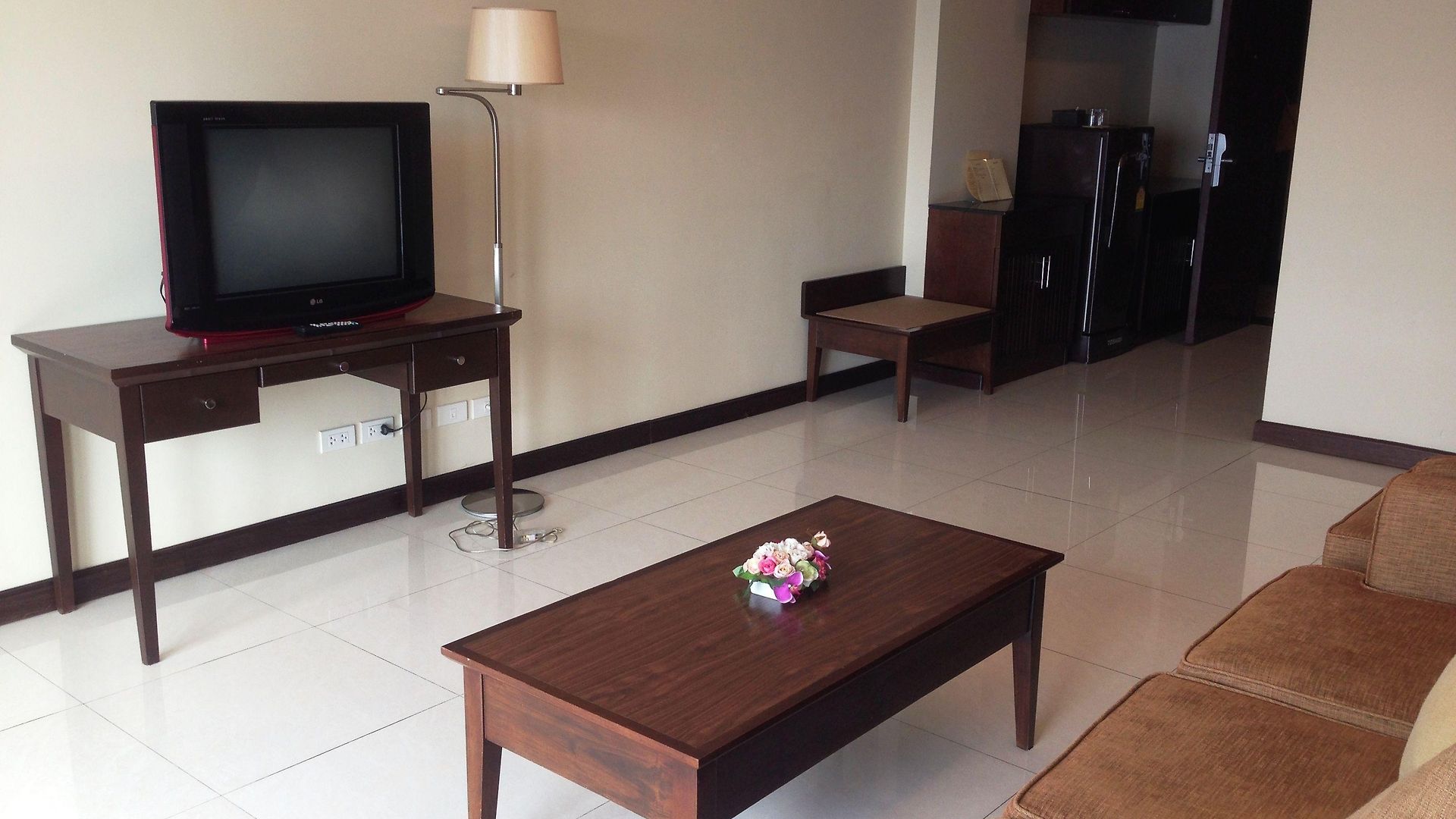 โรงแรม August