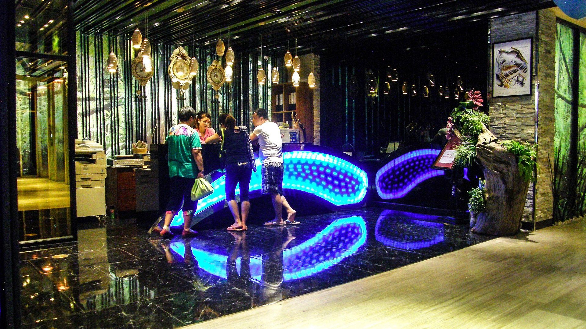 Oyo 143 Dday Resotel 4*
