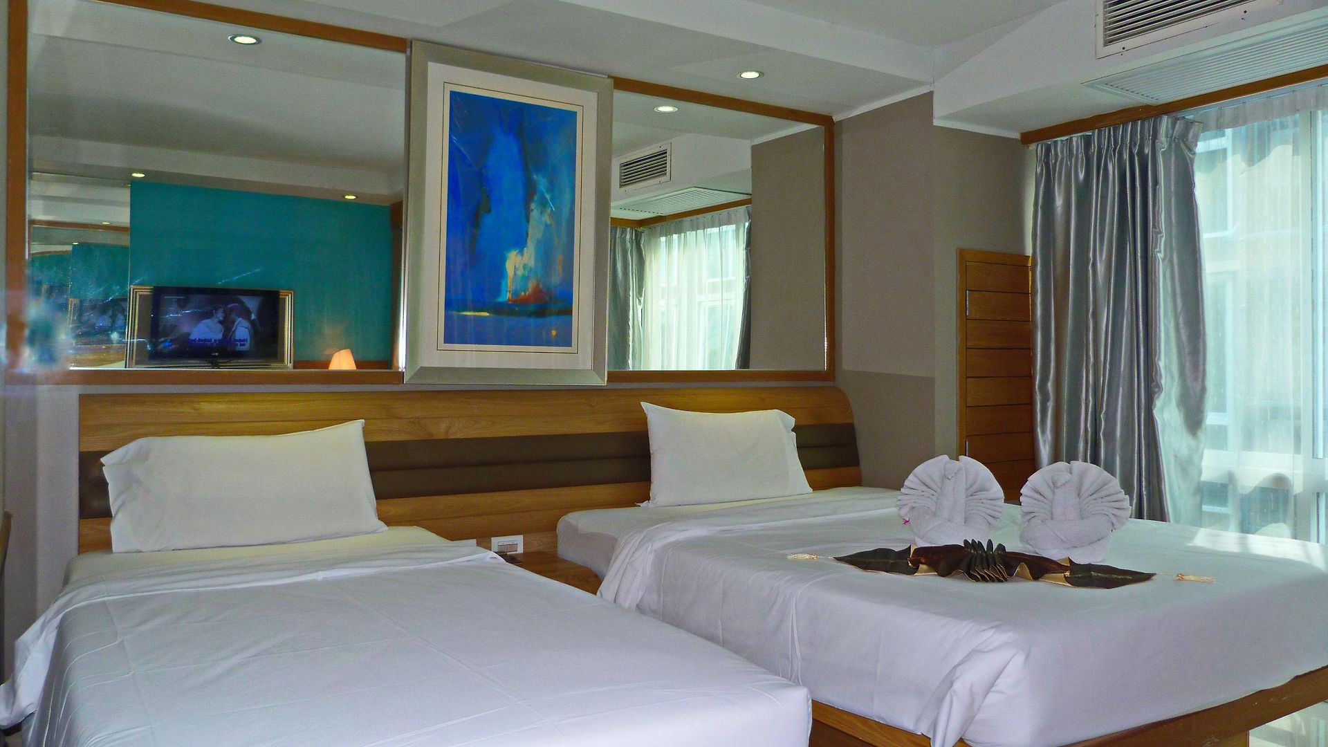 Oyo 143 Dday Resotel โรงแรม