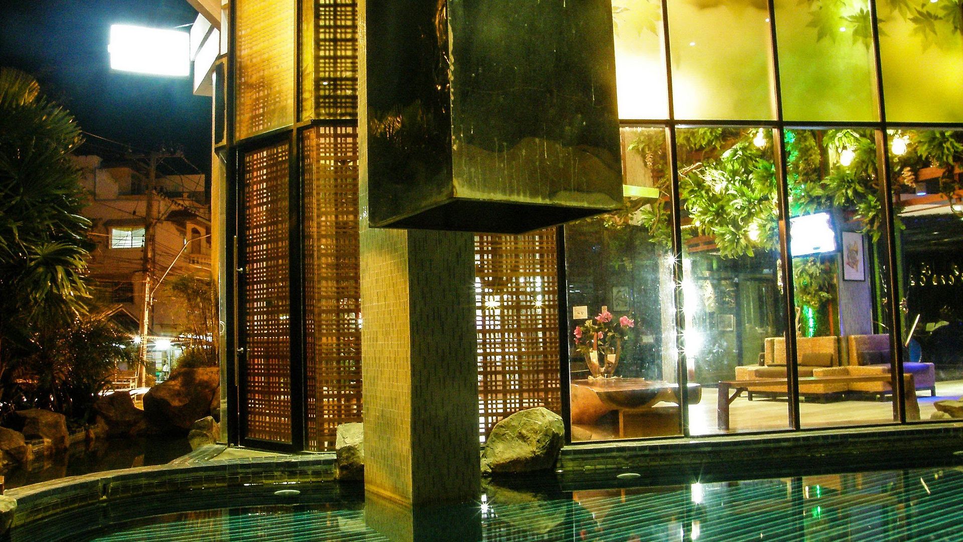 โรงแรม Oyo 143 Dday Resotel