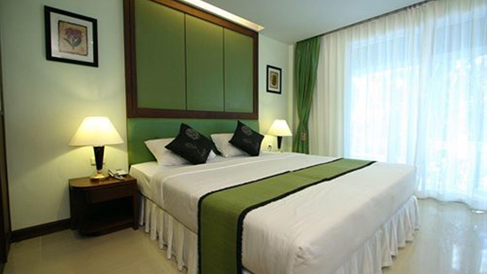 โรงแรม วินด์มิลล์รีสอร์ทโฮเทล พัทยา Pattaya