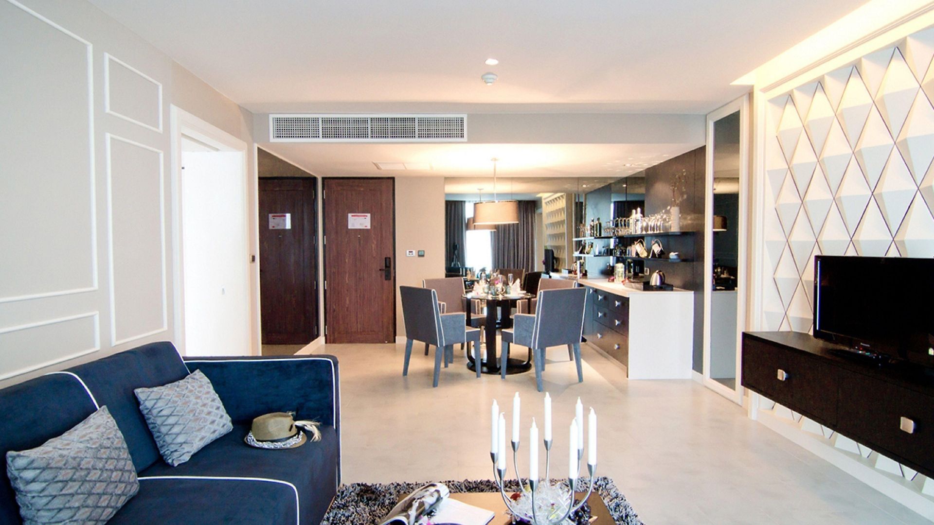 Hotel Way