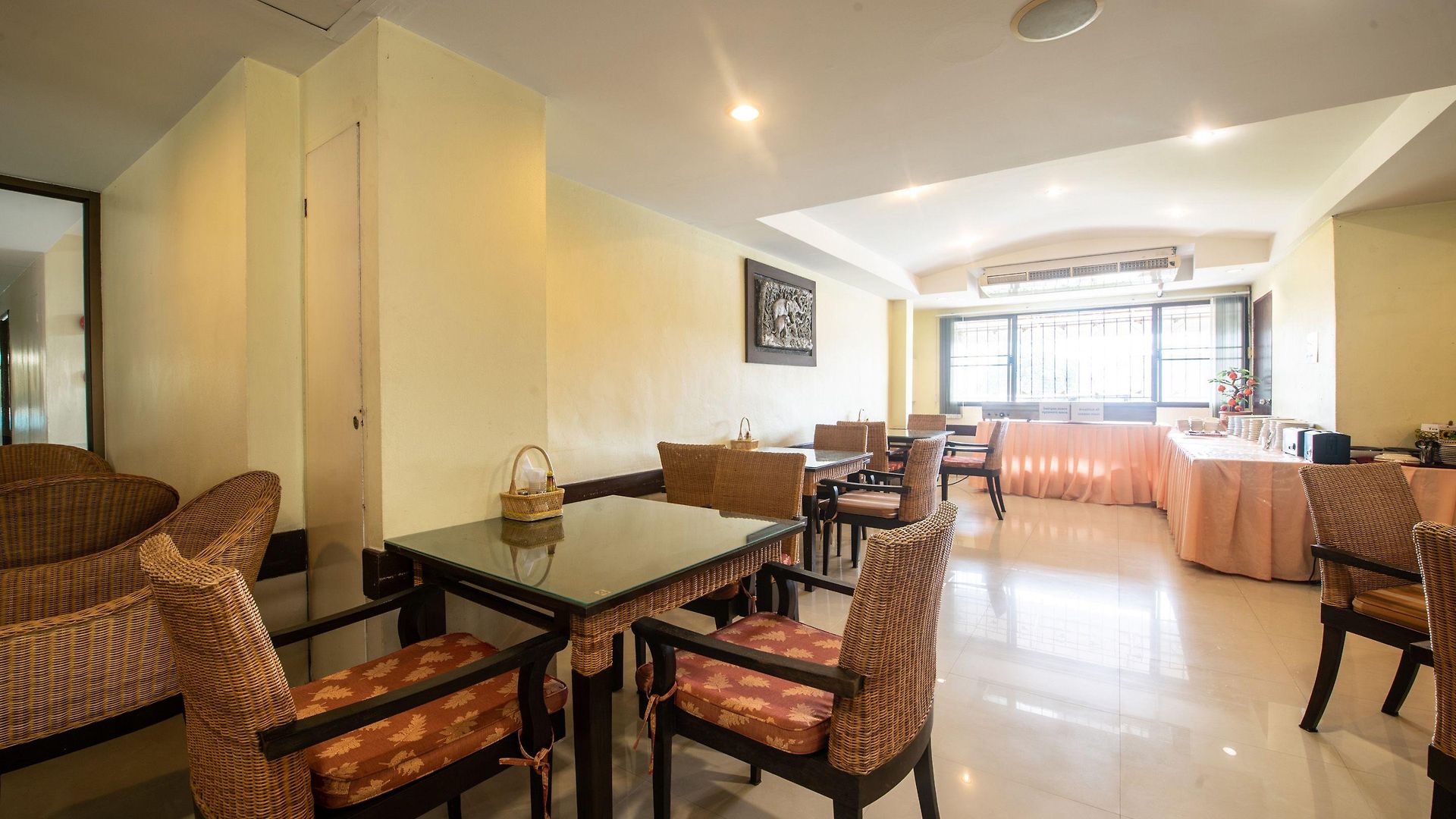 โรงแรม Piyada By Nexottel Pattaya
