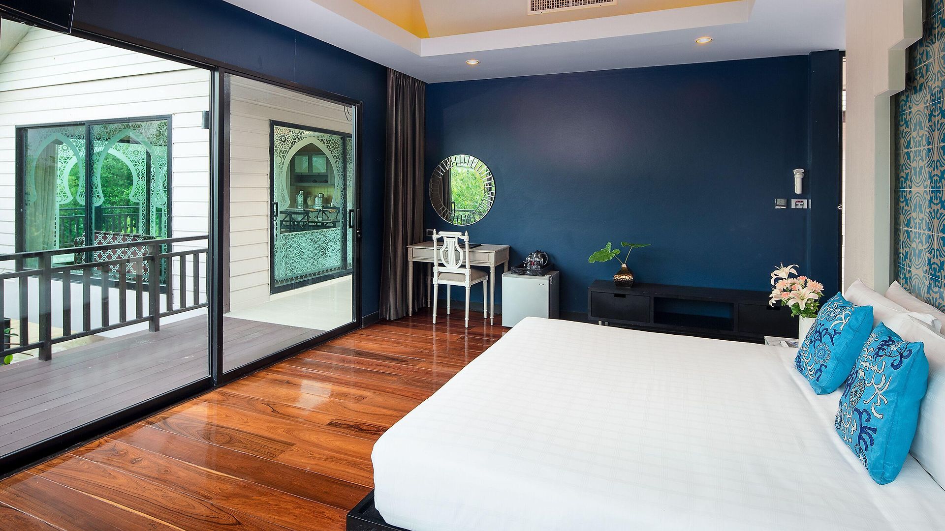 Hotel Way