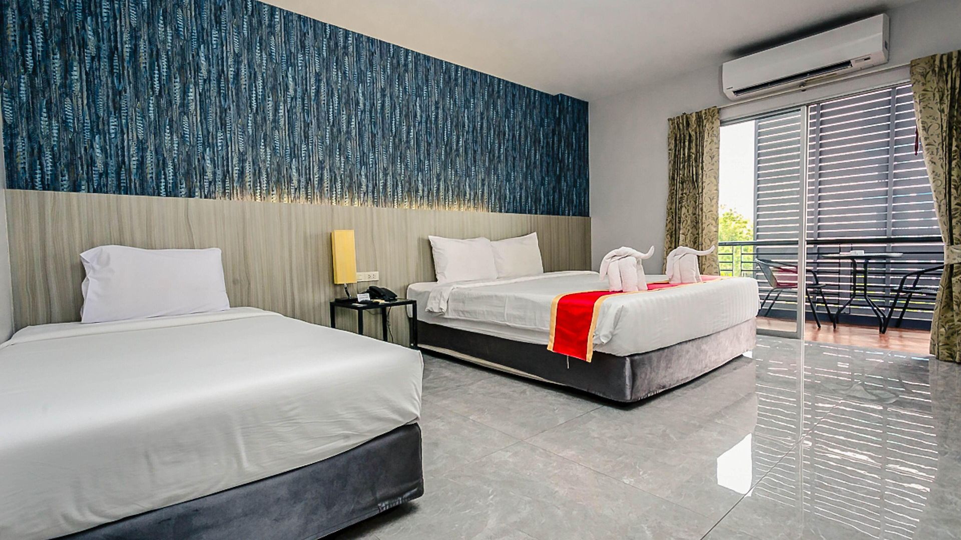 Embryo Hotel