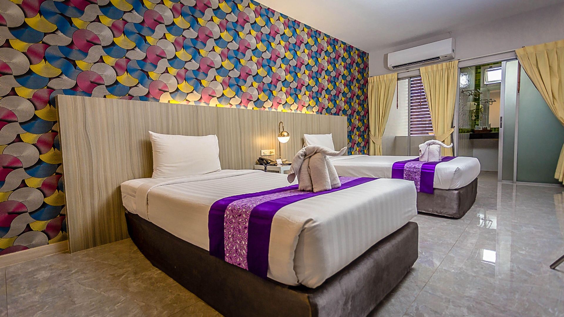Embryo Hotel 4*