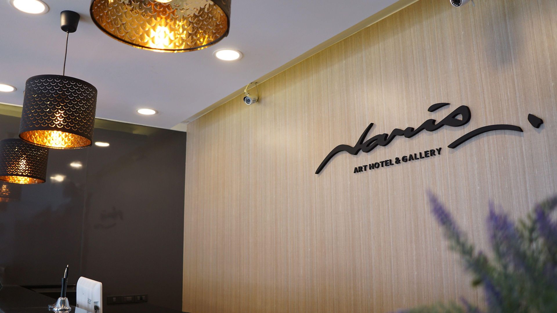 โรงแรม นริส อาร์ท โฮเทล