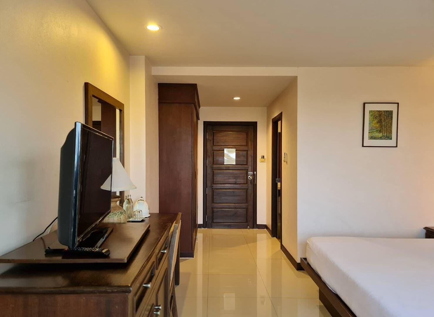 นริส อาร์ท โฮเทล โรงแรม Pattaya