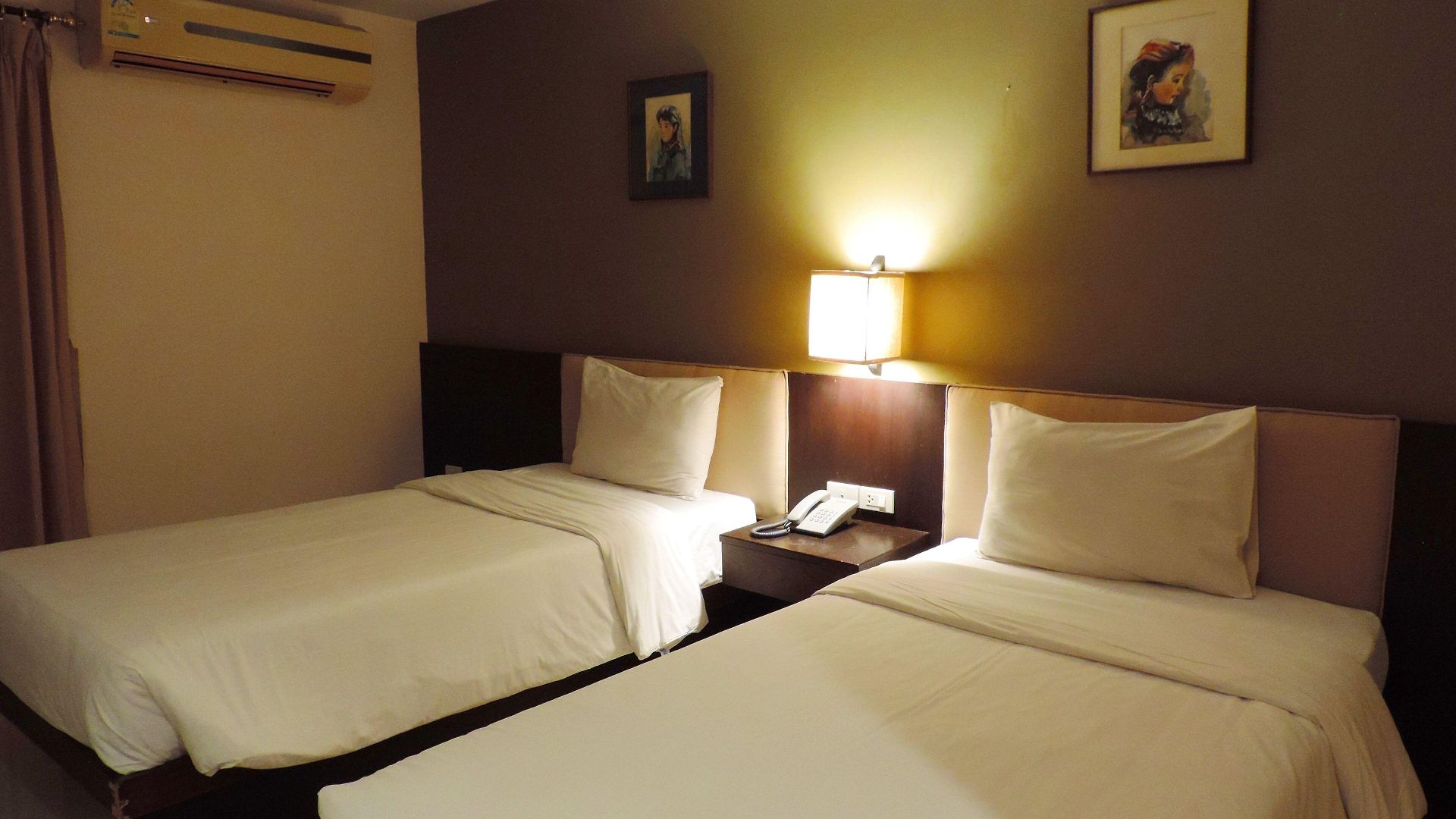 นริส อาร์ท โฮเทล โรงแรม 3*