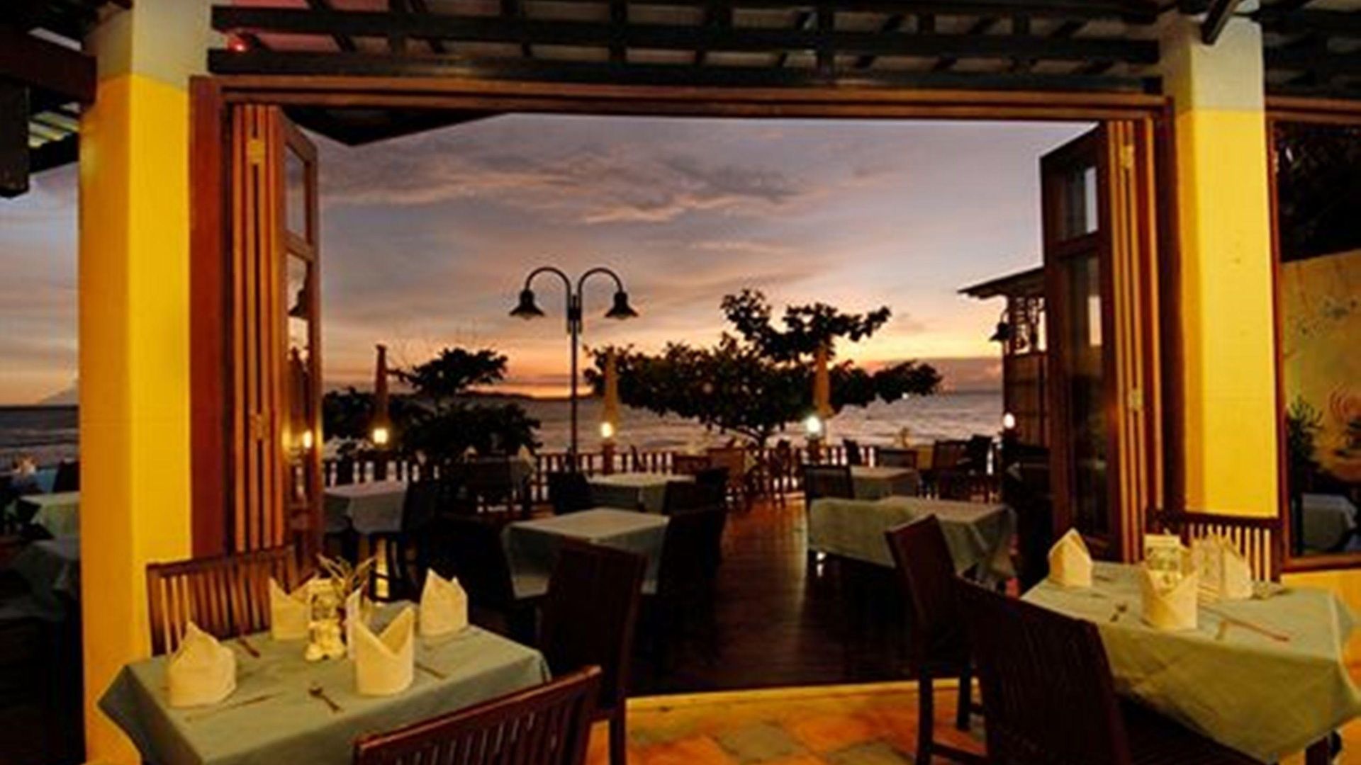 Long Garden & Pavilions โรงแรม 5*