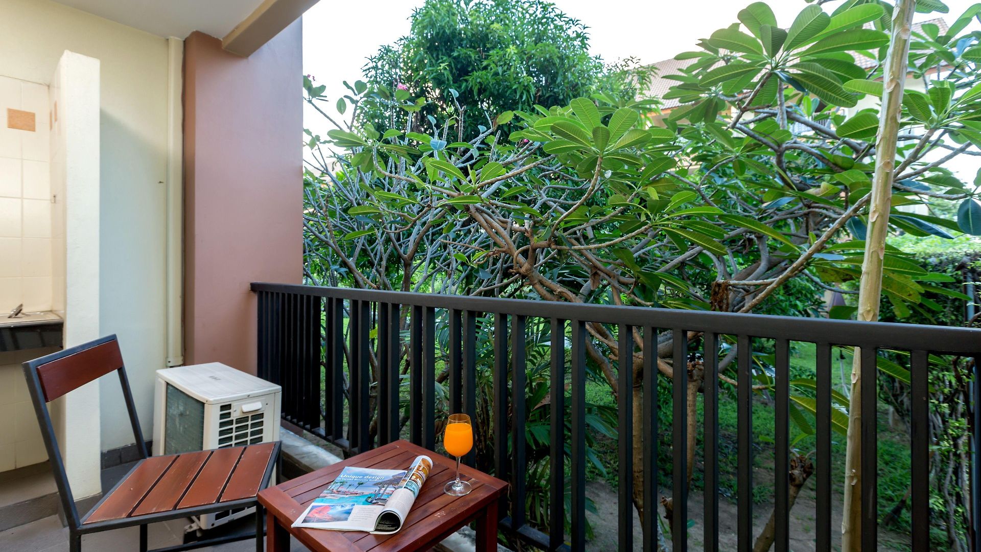 โรงแรม Authong Pattaya