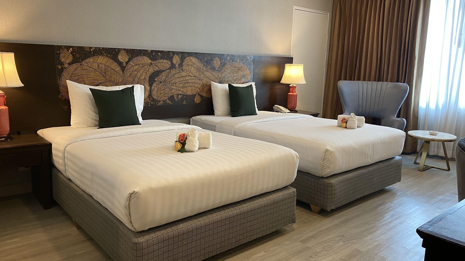 โรงแรม Empress