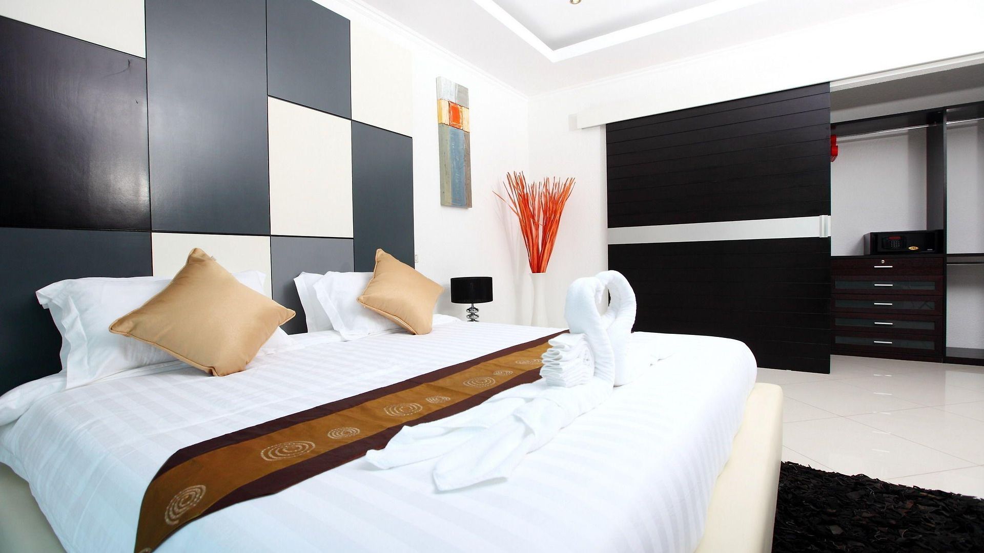 วิลล่า Hidden Palm Pool Pattaya