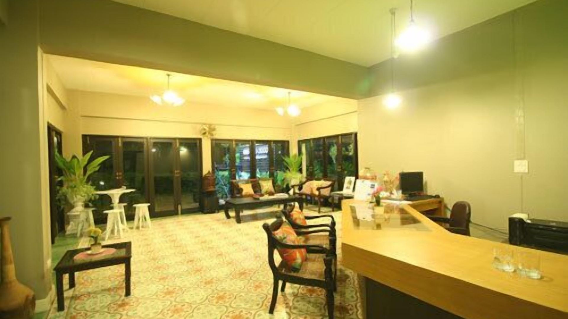 Ploen By Tolani โรงแรม Pattaya