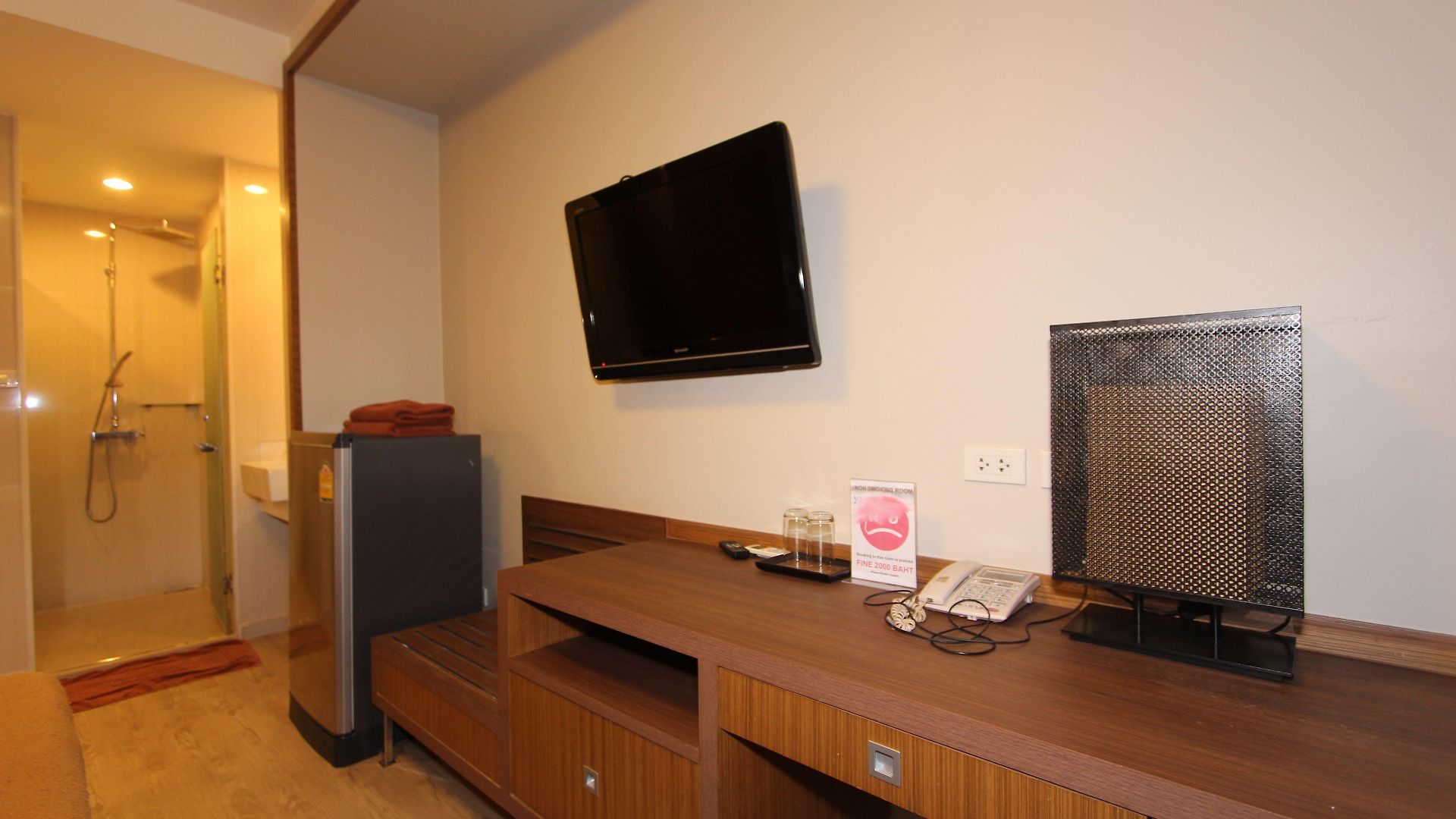 โรงแรมพำนักรับรอง Honey Pattaya