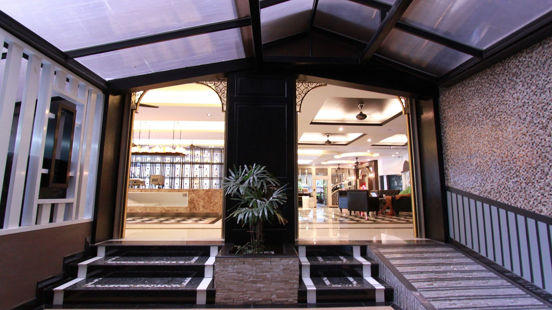 Ktk & โรงแรม Pattaya