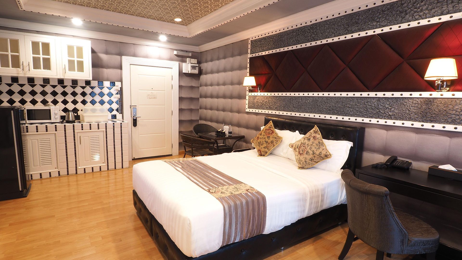 Ktk & โรงแรม Pattaya