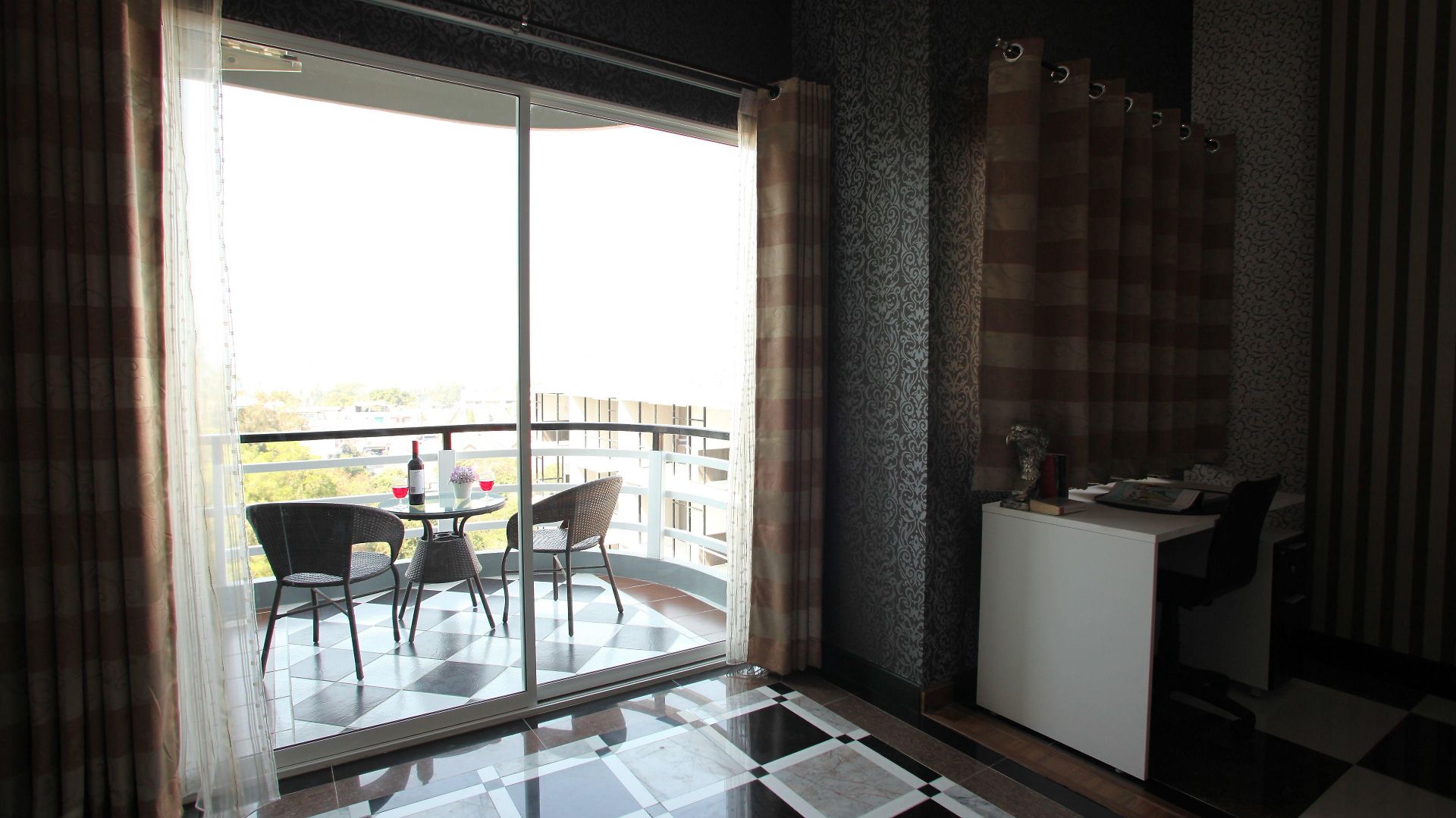 โรงแรม Ktk & 4*