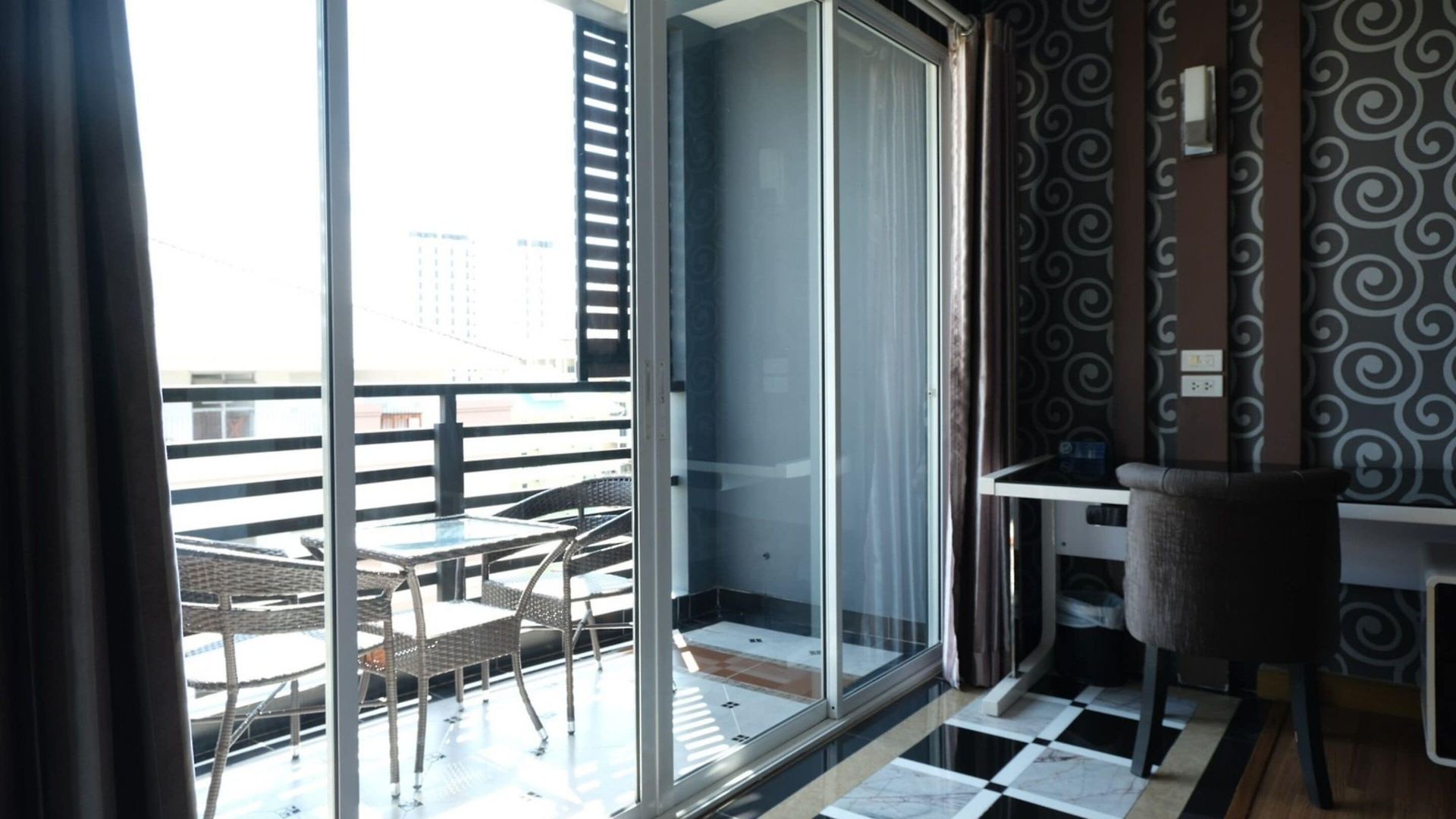 โรงแรม Ktk & 4*